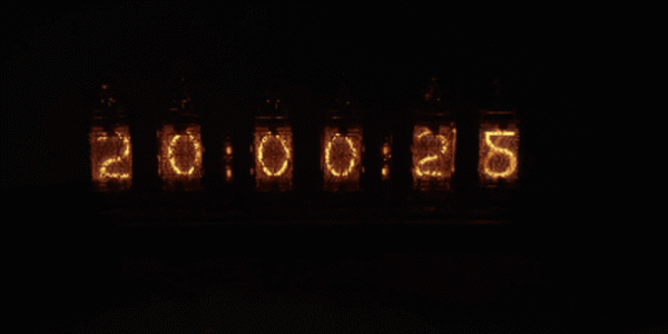 貴重なニキシー管時計のクラウドファンディングをCAMPFIREにて10月24日まで実施