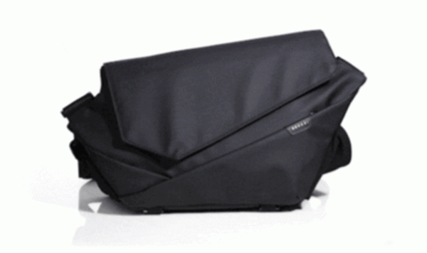 「スリングバッグ SEKKEI S-sling」6月10日にクラウドファンディングを開始