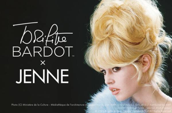 (未使用級)ジェンヌxブリジット　バルドー　コラボポンチョケープコート　チェック JENNE×Brigitte Bardot 公式ライセンシーの称号を元に初の