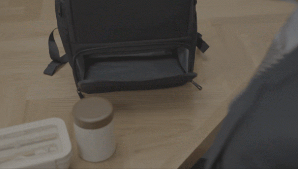 ≪公開3日で200万円突破！≫欲しいモノにすぐにアクセス！「保冷保温」ができる2階建て構造の高機能バックパック「UNSTRAPACK」をMakuakeにて応援購入受付中