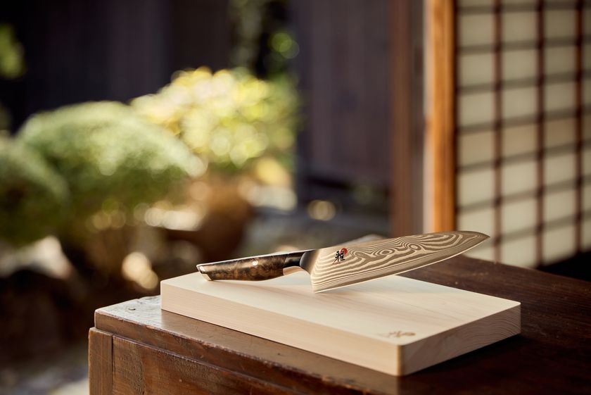 日本製最高級ナイフブランド「雅／MIYABI」20周年記念ナイフ