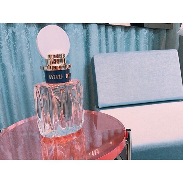 #miumiu のフレグランスは上品な香りとぷっくり香水瓶がかわいい♡の4枚目のインスタグラム画像