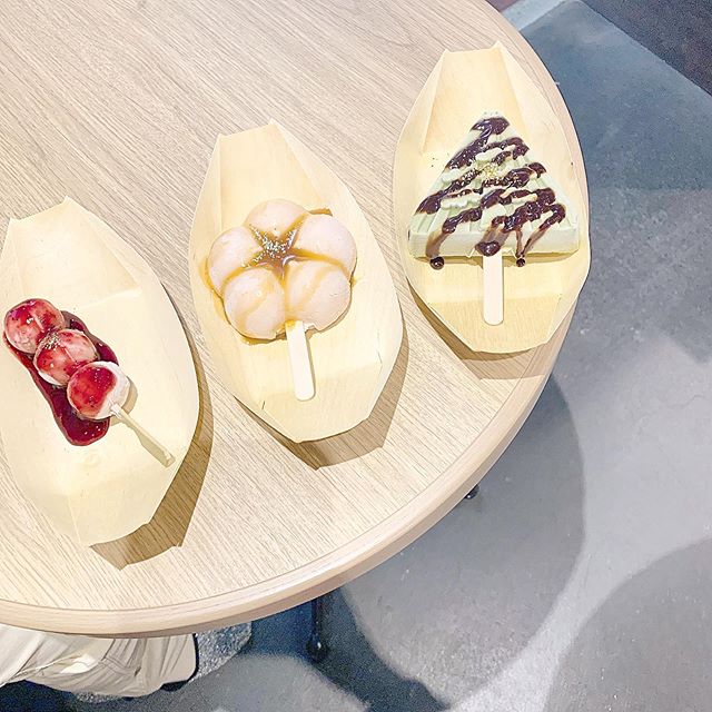 金沢オトナ旅のカフェ巡りリストに追加必至♡　できたての和菓子を食べようの3枚目のインスタグラム画像