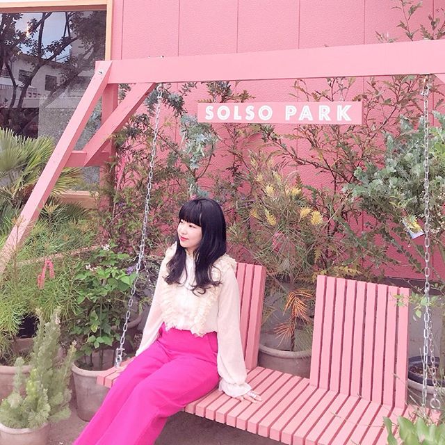 かわいいピンクのバス停が目印♡　Loyal Frui Teaでタピ活！の2枚目のインスタグラム画像