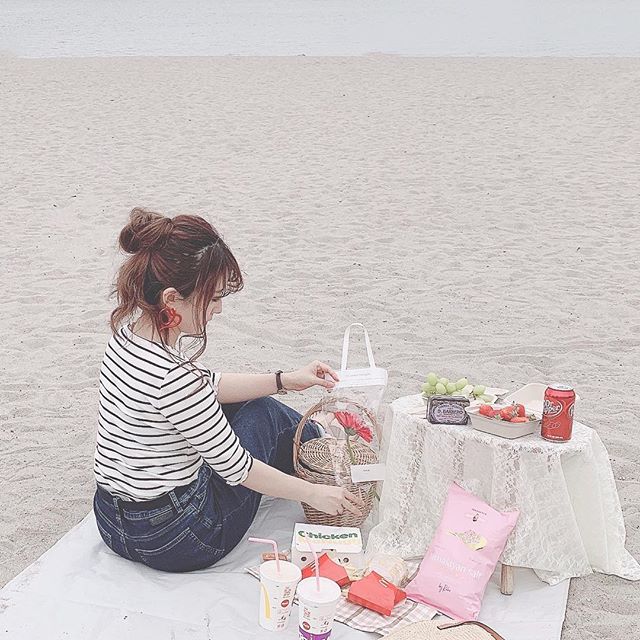 お台場で海ピクニック♡　手軽にすぐできるポイントは○○を買うこと！の5枚目のインスタグラム画像