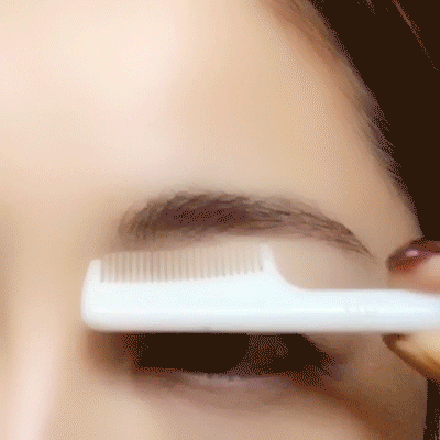 眉毛の整え方を徹底解説 プロ美容師直伝の初めてでも簡単な整え方 ローリエプレス
